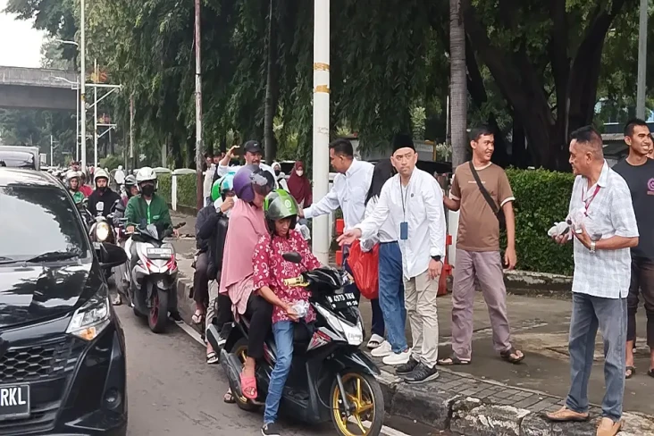 RPA Perindo Bagikan...
