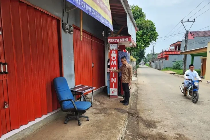 Penjaga Warung Dibacok,...