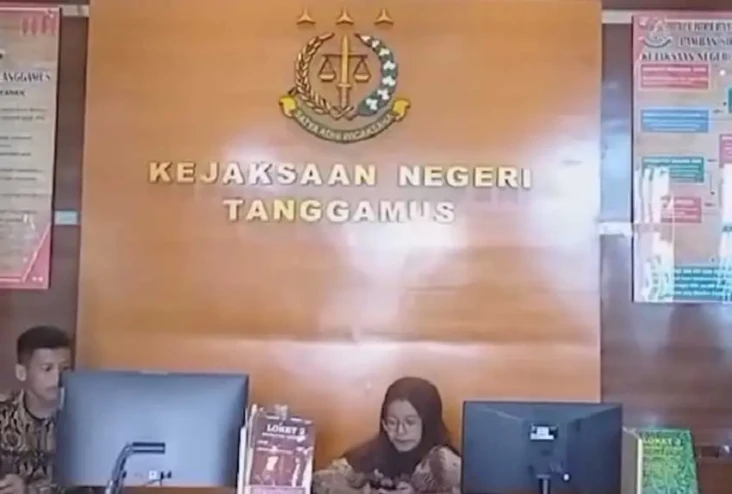 Penggelembungan Suara...