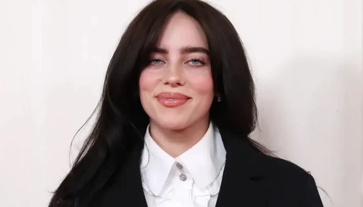 Penyanyi Billie Eilish...