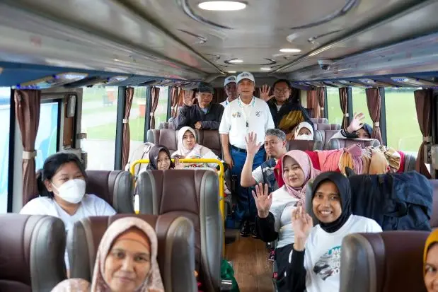 Ribuan Pemudik Berangkat...