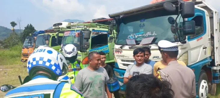 H-5 Lebaran, Truk Sumbu...