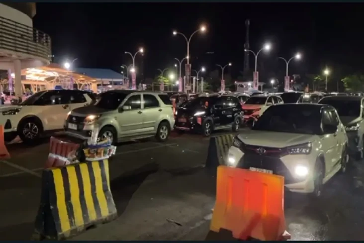 Dermaga Eksekutif Pelabuhan...