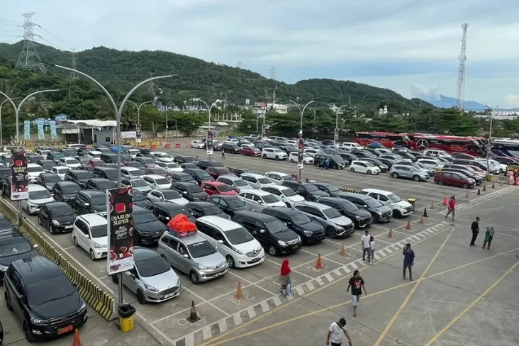 Situasi Dermaga Eksekutif...