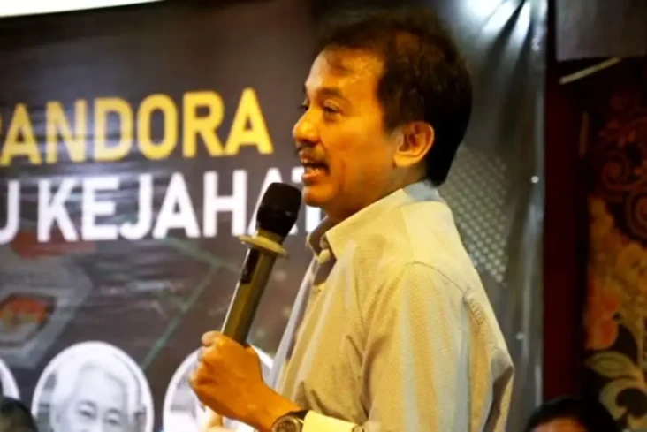 Penjelasan Roy Suryo...