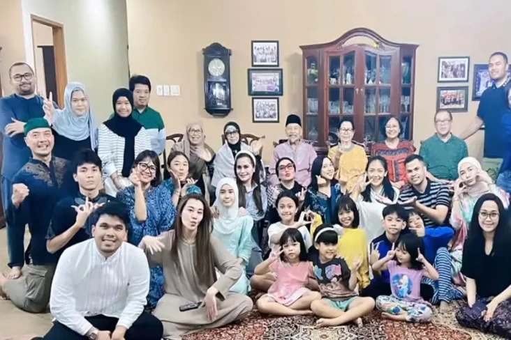 Thariq Halilintar Kumpul...
