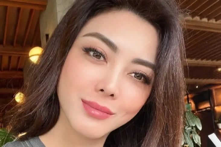 Alasan Dhena Devanka...