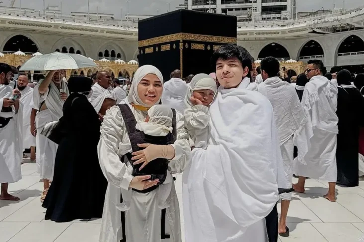 Atta Halilintar Abadikan...
