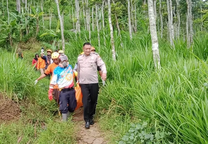Polisi Ringkus Pelaku...