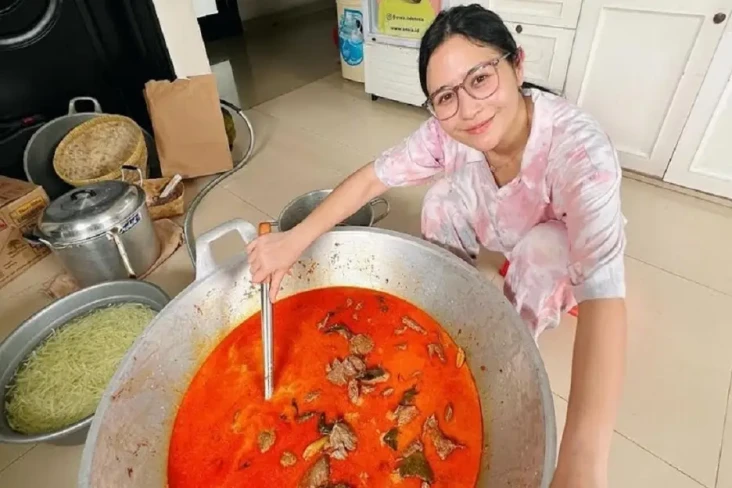 Persiapan Lebaran Prilly...
