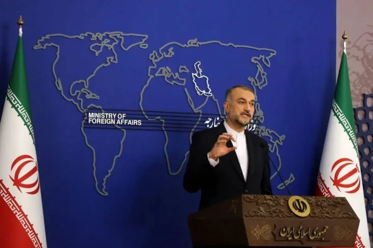 Menlu Iran Resmikan...