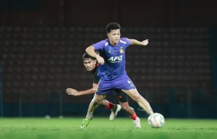Pelatih Persik Kediri...