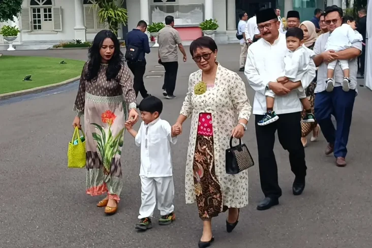 Hadiri Open House Presiden...