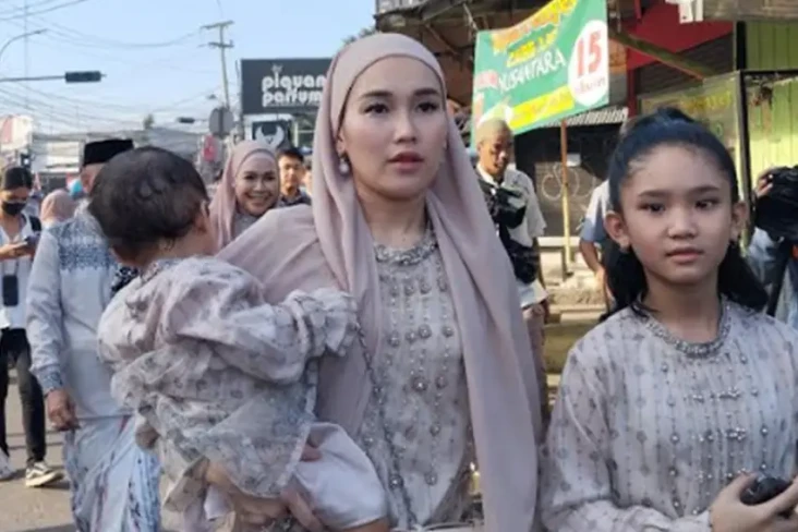 Ayu Ting Ting Berkali-kali...