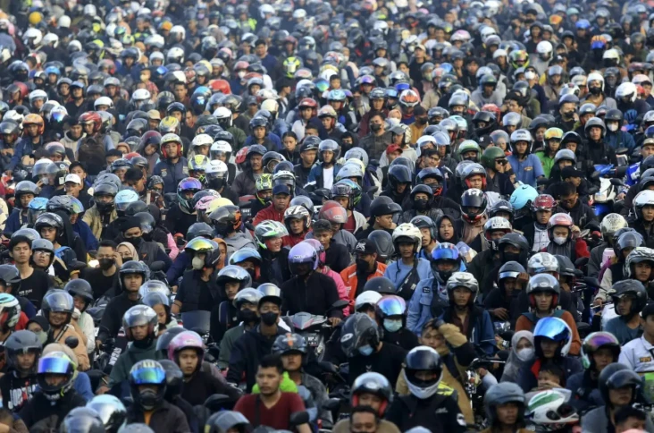 Apa Perbedaan Perayaan...