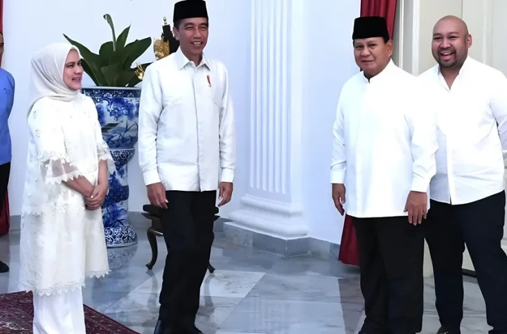 Prabowo Sarapan Bareng...