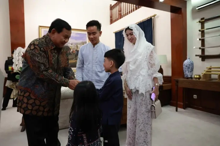 Open House di Kertanegara,...
