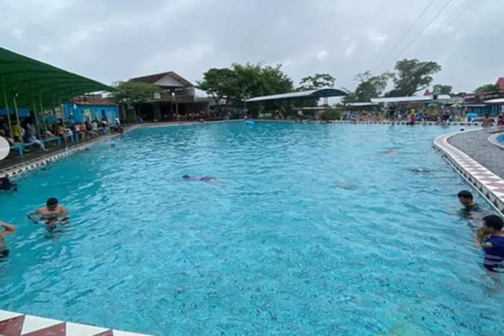 Mengenal Waterboom Umbul...