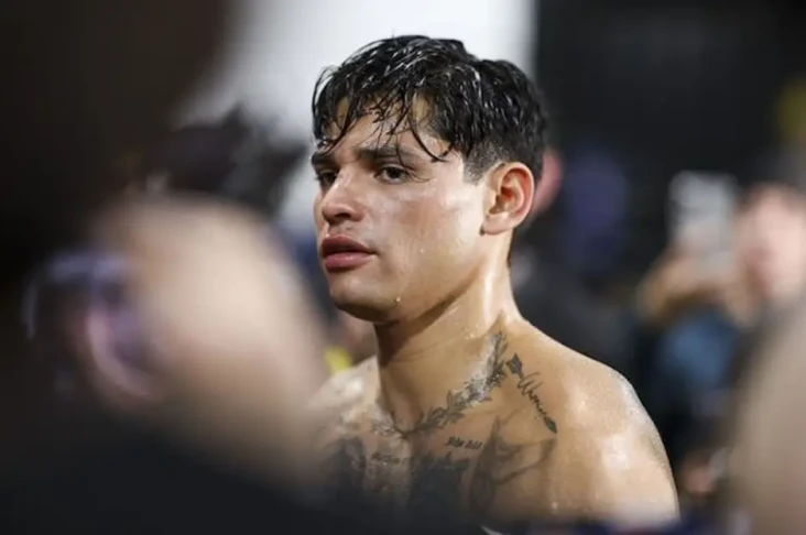 Ryan Garcia vs Devin...