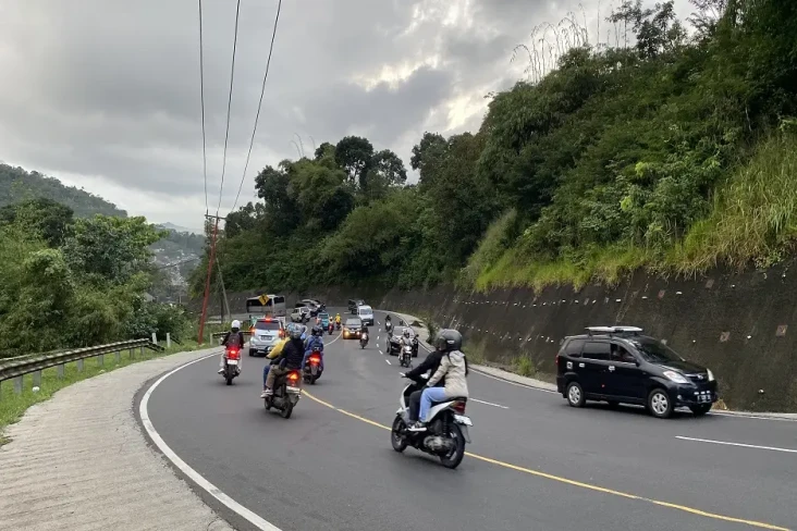 Puncak Arus Mudik Jalur...