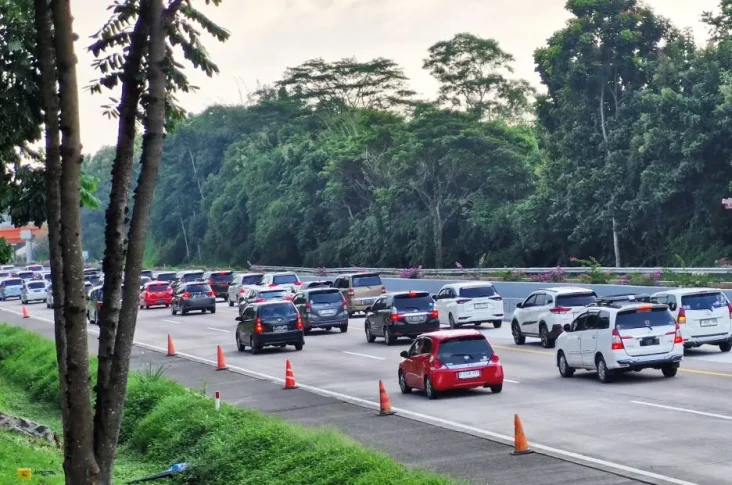 One Way Diberlakukan,...