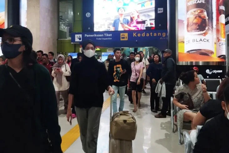 Suasana Kedatangan di...