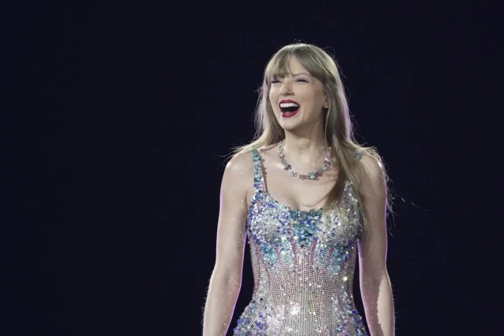 Lagu Taylor Swift Muncul...
