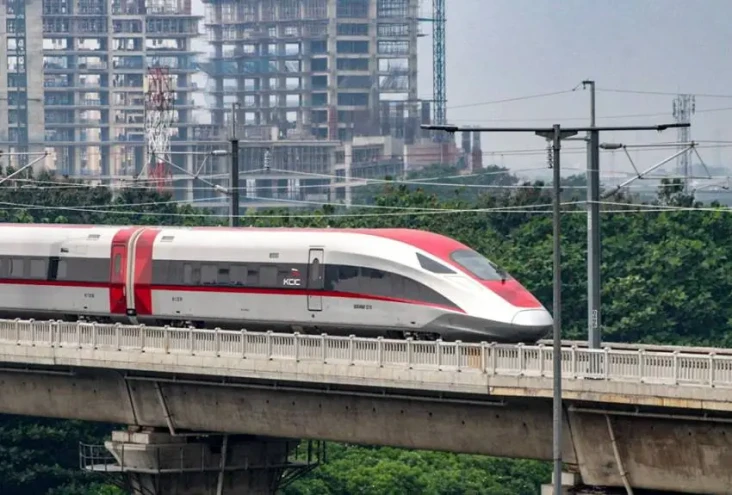 Arus Balik 2024, Penumpang...