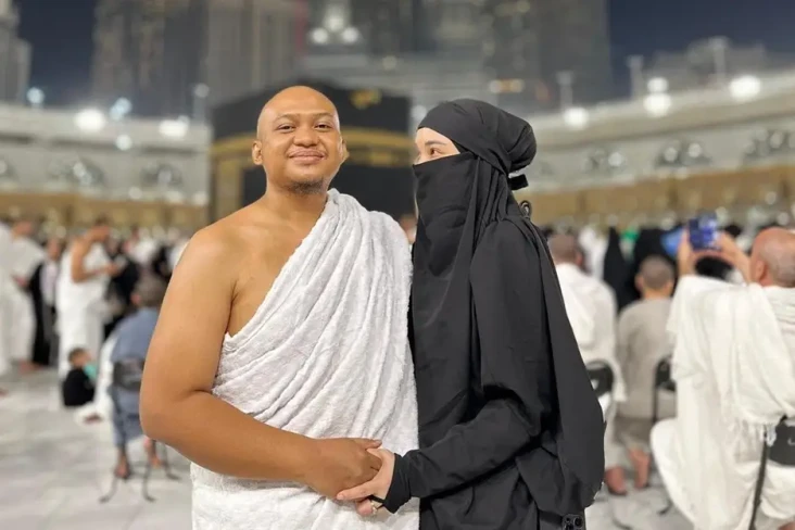 Fati Istri Babe Cabita...