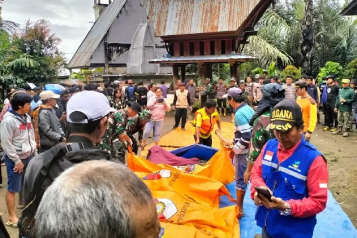 Longsor Kembali Terjang...