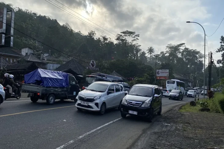 Pagi Ini Jalur Lingkar...