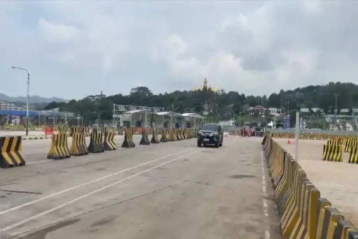 Tak Ada Lagi Antrean...