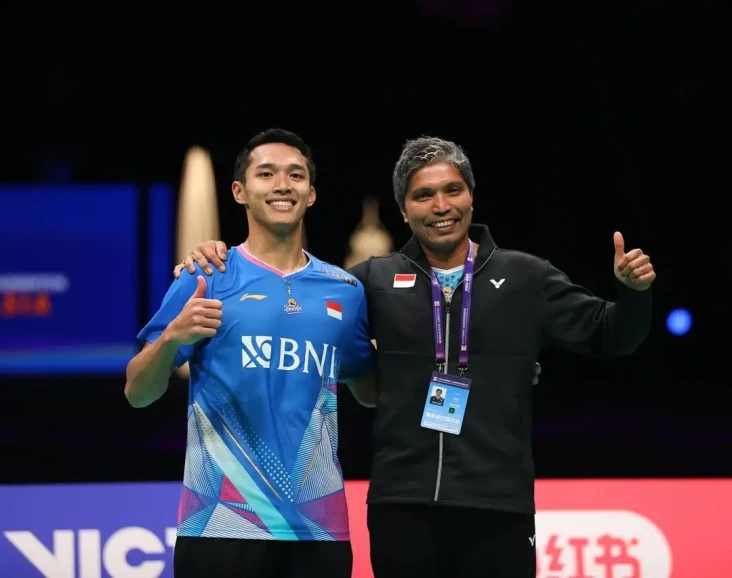 Jonatan Christie Bakar...