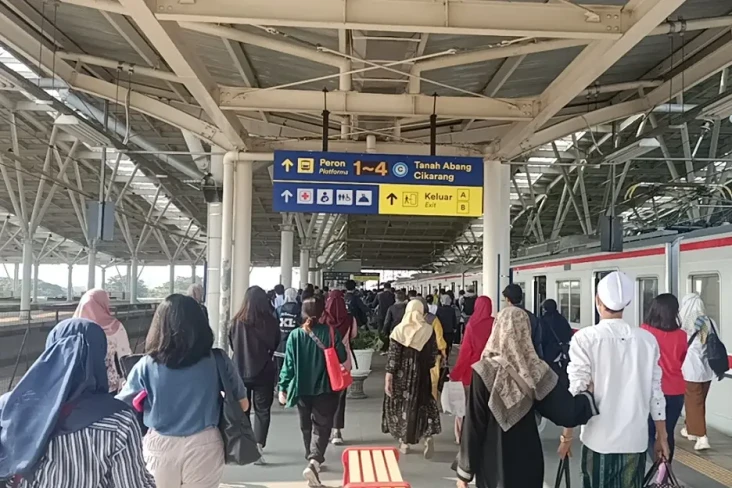 Libur Lebaran Berakhir,...
