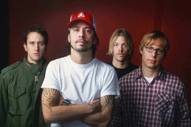 10 Asal-usul Nama Band...