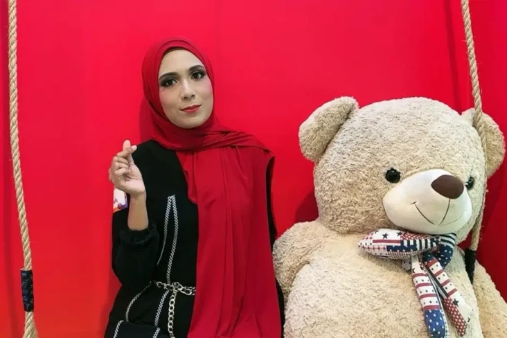 Neng Rara, Kisah Sukses...