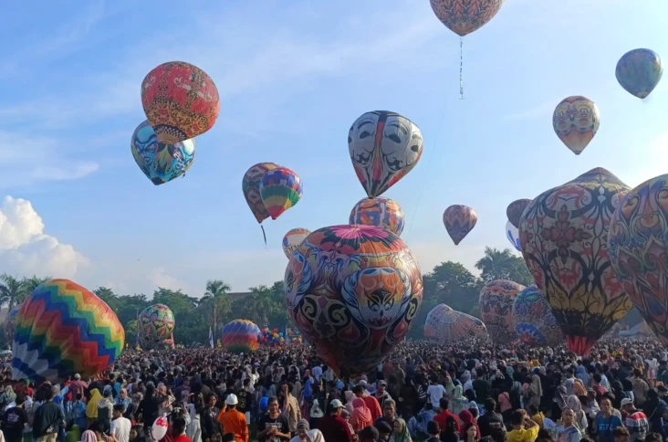 Tradisi Lebaran Pekalongan,...