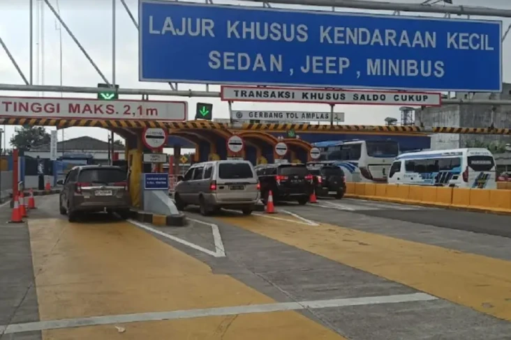 Arus Balik Lebaran,...