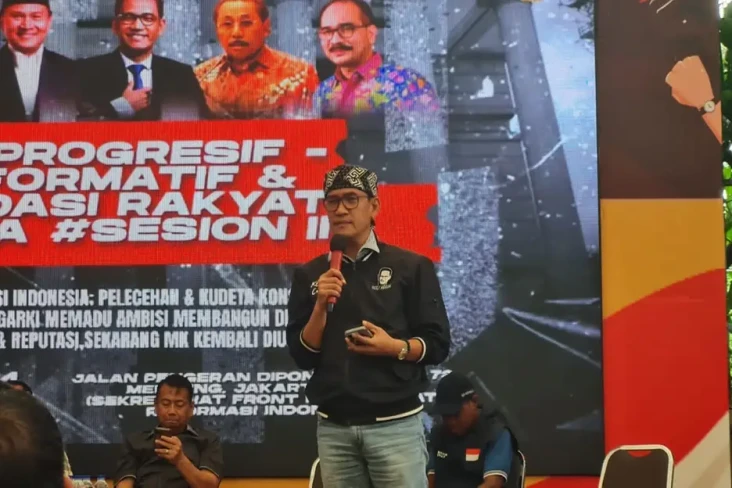 Refly Harun Sebut 4...