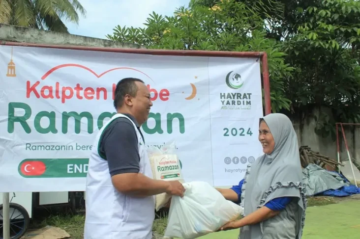Selama Ramadan di Indonesia,...
