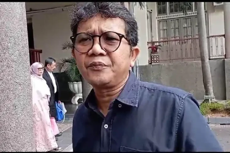 Wakil Rektor UGM Arie...