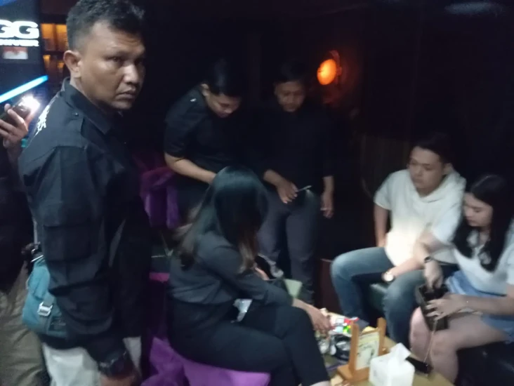 Polisi Razia THM Tersembunyi...