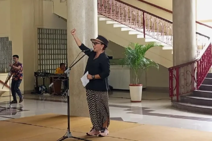 Peringati Hari Kartini,...