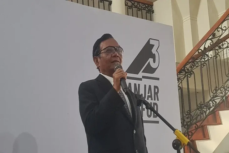 Mahfud MD Terima Putusan...