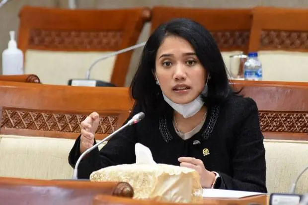 DPR: Indonesia Kuat...