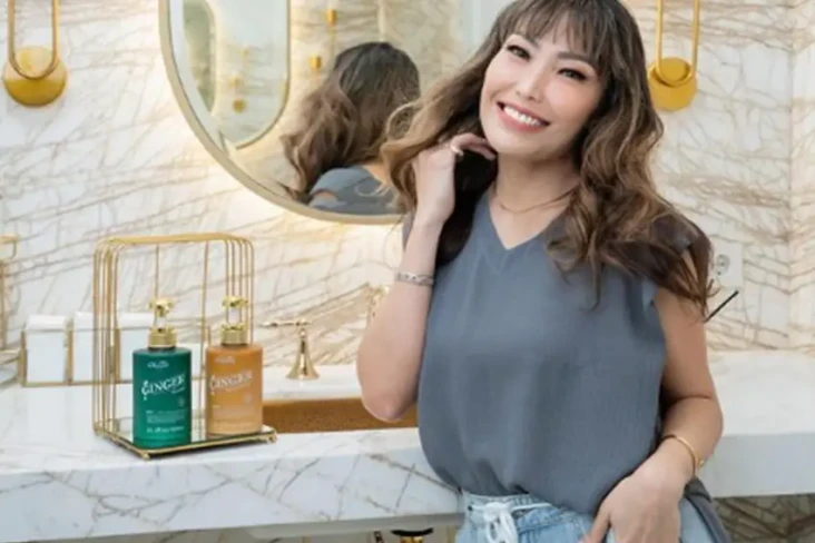 Ayu Dewi Buka Suara...