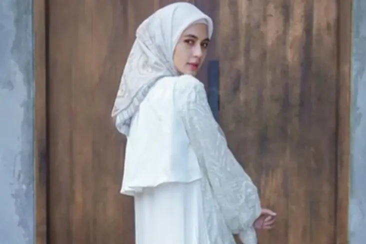 Paula Verhoeven Mantap...