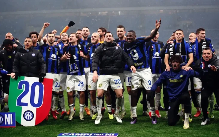 Inter Milan Raih Gelar...