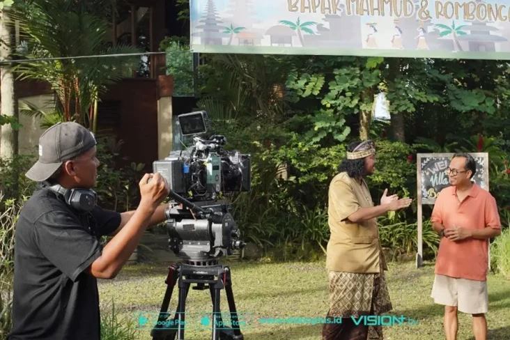 Produser Arab Maklum...