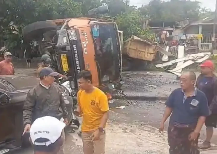 Kecelakaan Beruntun...
